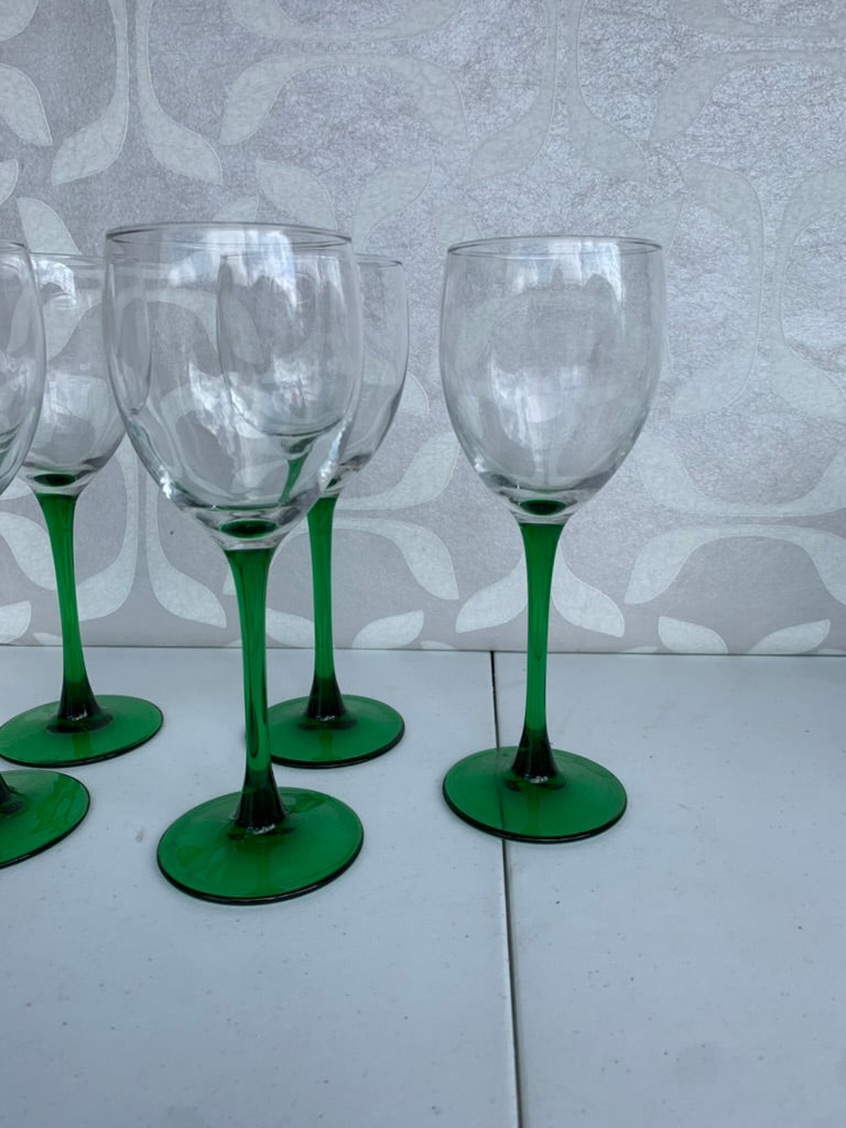 Table Top Vintage Barware Luminarc Crystal D'Arques Durand, France, Emerald Wine Glasses Set of 5
