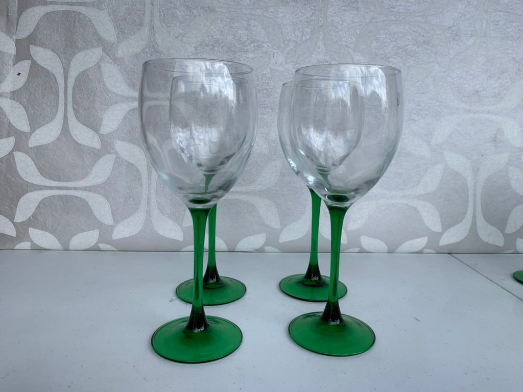 Table Top Vintage Barware Luminarc Crystal D'Arques Durand, France, Emerald Water Goblets Glasses Set of 4