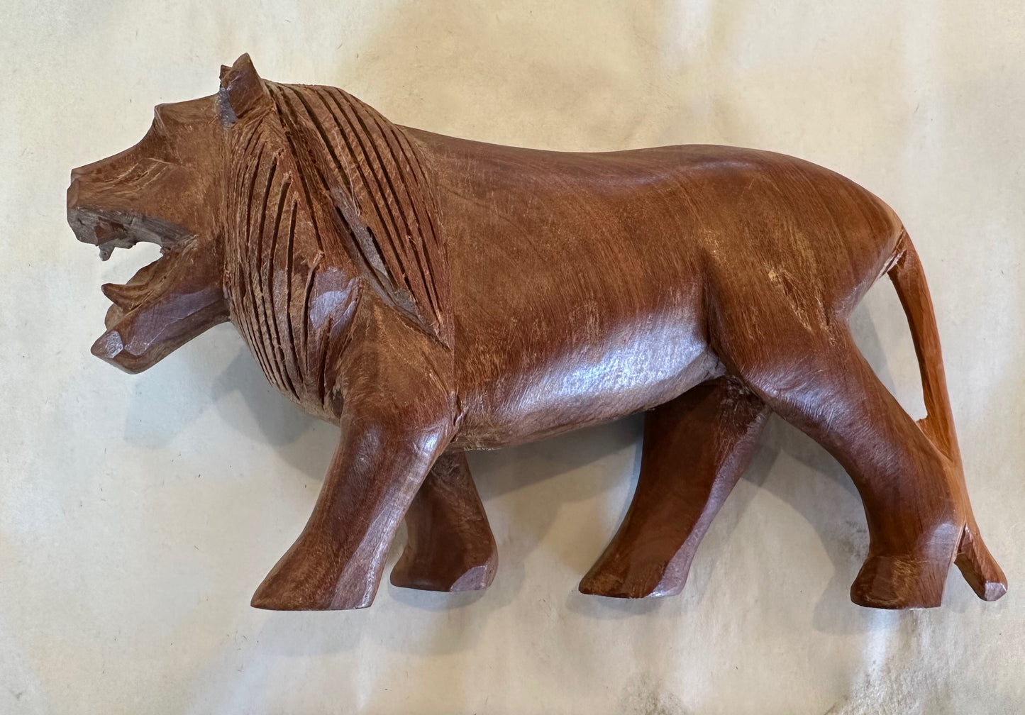 Decor Vintage Wooden Lion Hand Carved