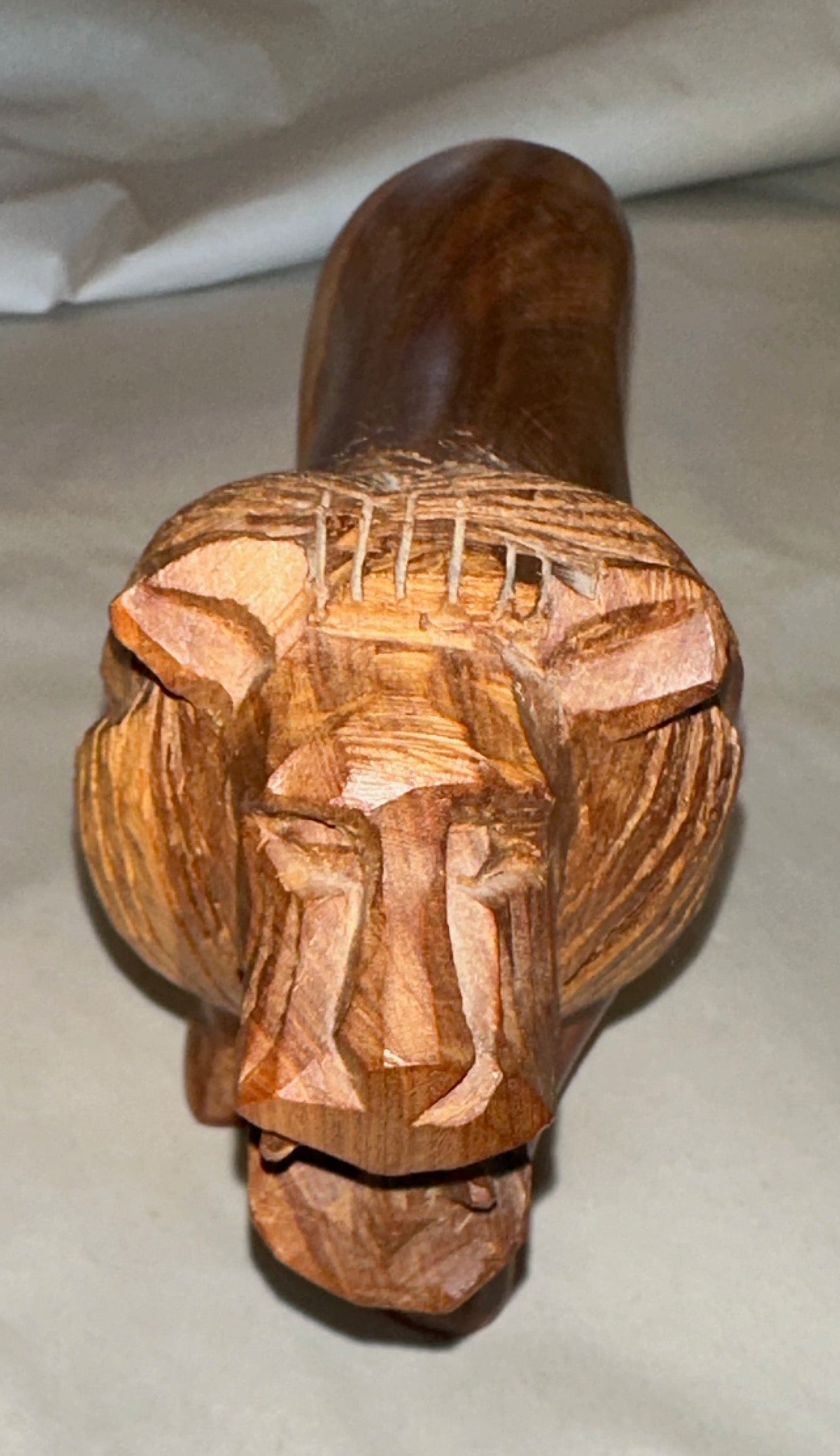 Decor Vintage Wooden Lion Hand Carved